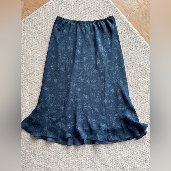 Vintage Dresses & Skirts - Vintage Y2K Navy Blue Paisley Floral Ruffled Hem Skirt Size M Whimsical
